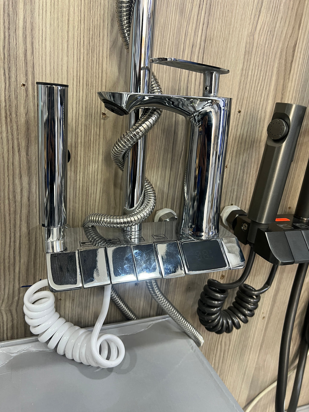 Pack mitigeur + colonne ficheur